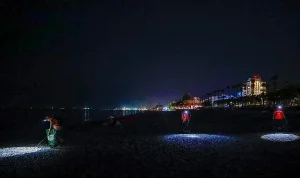 Büyükşehir’den Konyaaltı Sahili’nde 7/24 temizlik mesaisi