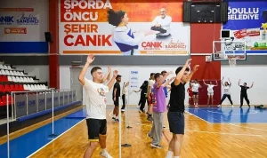 Canik’te Gençler Parkurun Tozunu Dumana Katıyor